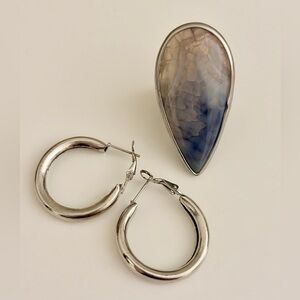 Silver Hoop Earrings & Teardrop-shaped Gemstone Ring Set